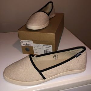Women’s Soludos Shoes New in box - Size 7